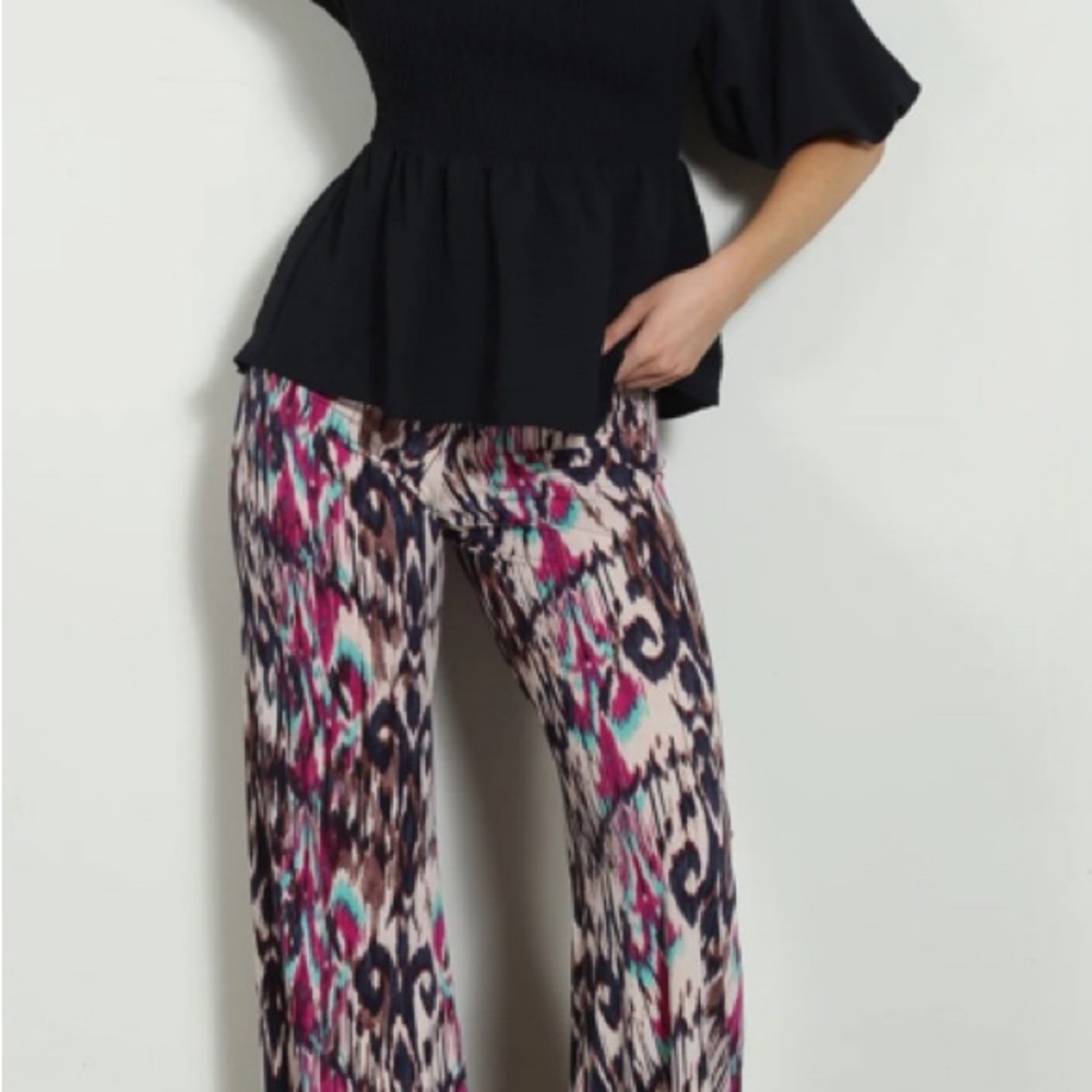 NWOT —Veronica M Teri Stretch Flare Leg Pants size S